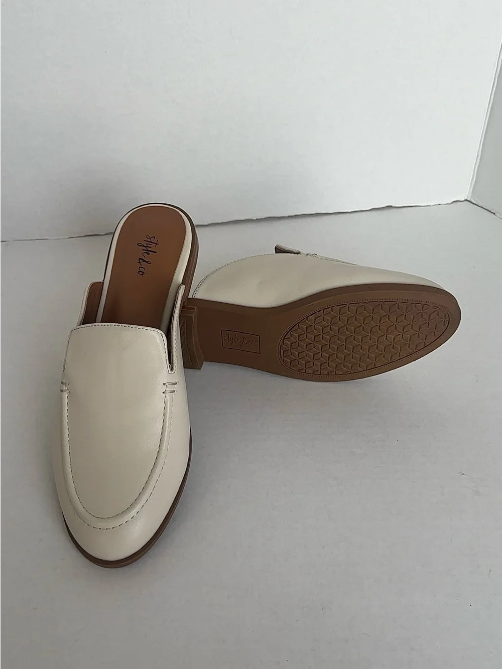 Style & Co. minimalist shoes bundle